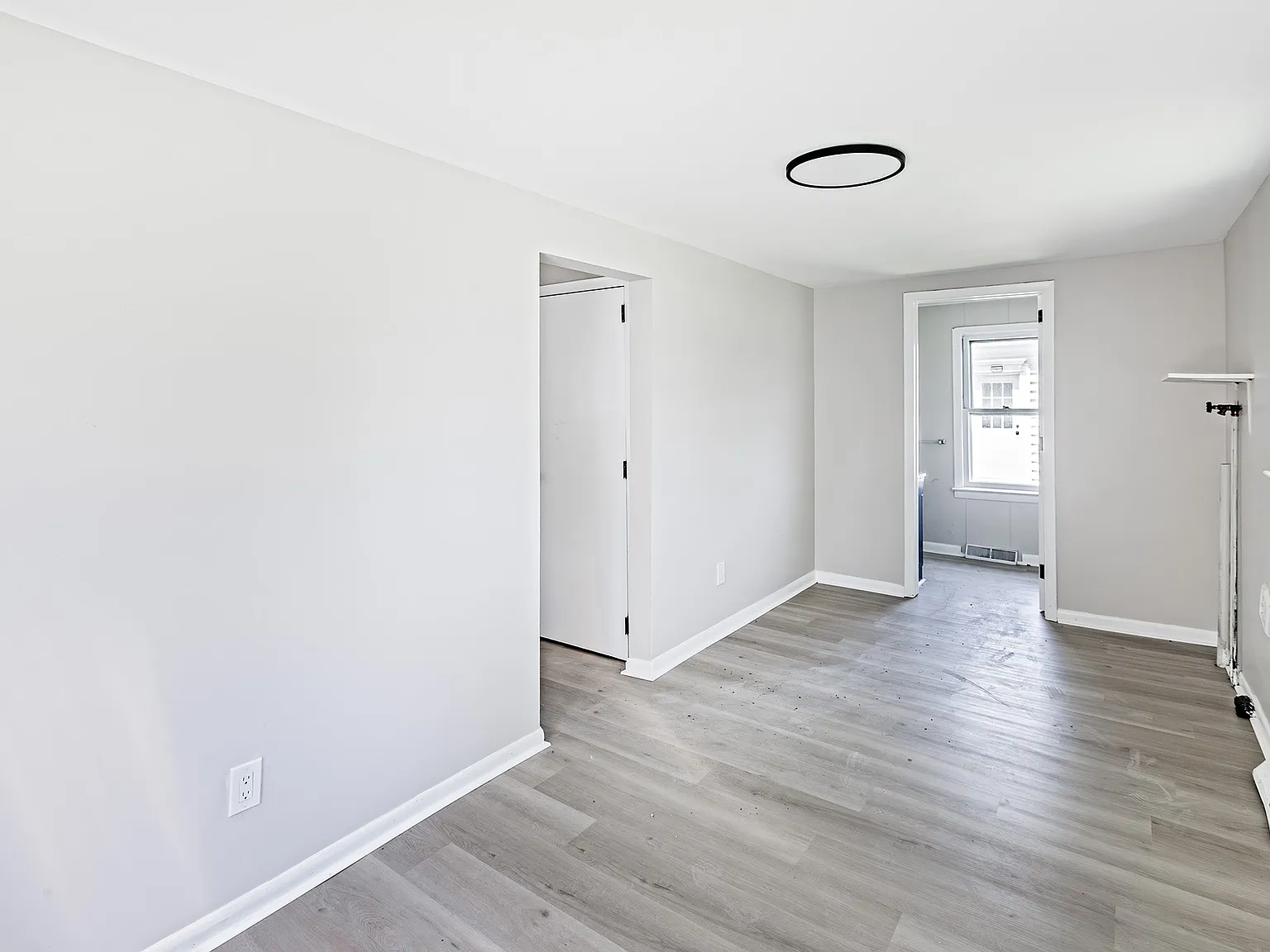 4 bed, 1.5 bath, 1550 sqft, $2,850 — Photo 4