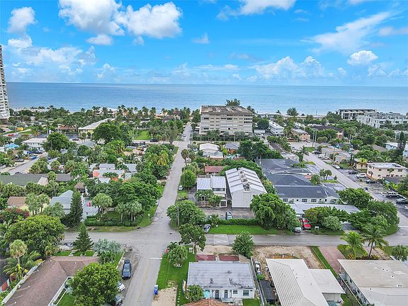 3rd image of 401 Hibiscus Avenue