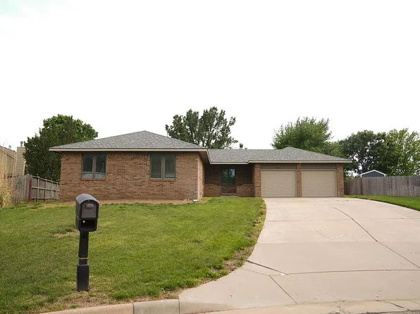 405 Apple Ct, Haysville, KS 67060