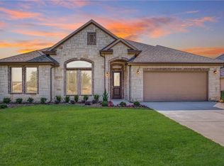 1810 Fairway Dr, Sherman, TX 75090