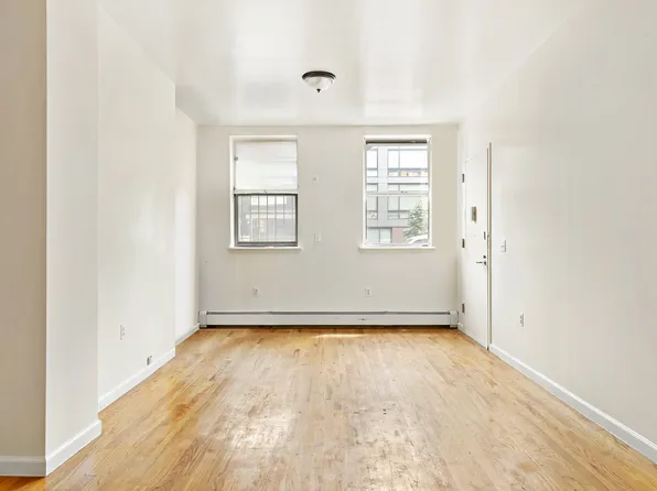 520 Classon Avenue image 1 of 7