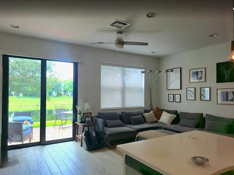 10084 Brickhill Dr — Photo 4
