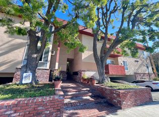 13111 Vanowen St APT 17, North Hollywood, CA 91605