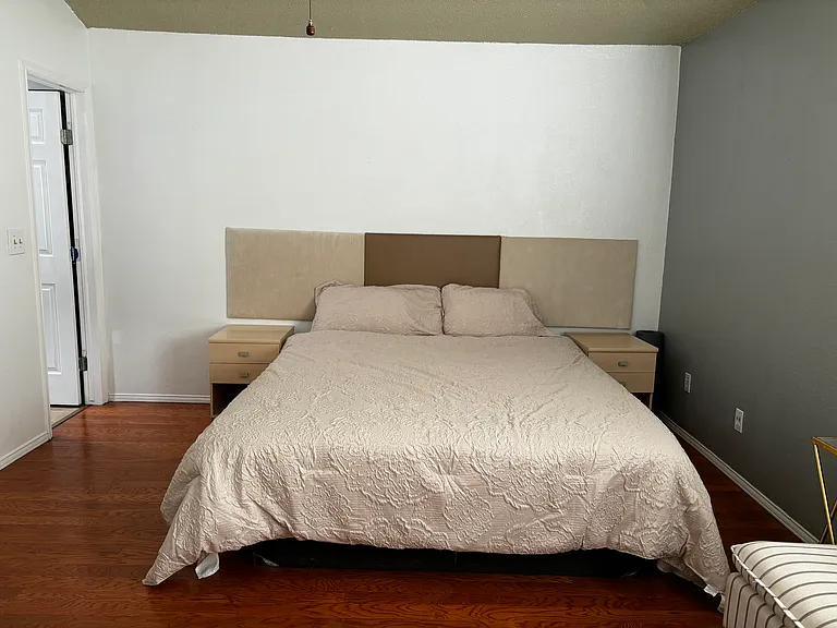5465 Ridge St — Photo 9