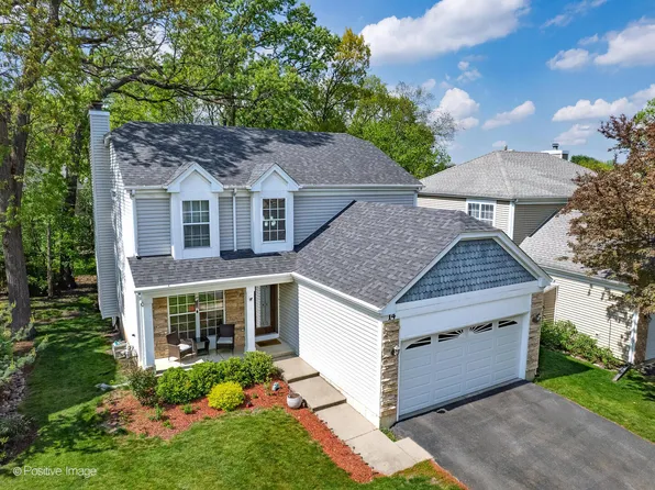 14 Wildflower Way, Streamwood, IL 60107