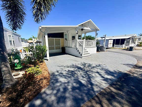 2nd image of 7125 Fruitville Rd #1831