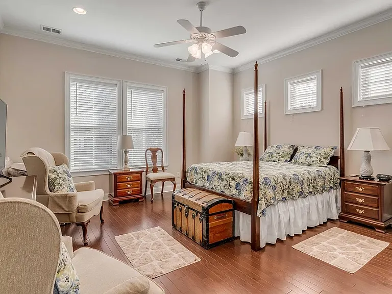1368 Crane Creek Dr — Photo 6