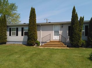 9582 Jeddo Rd, Greenwood, MI 48006