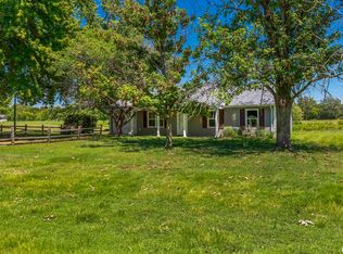 10420 Chayla Rd, Marion, IL 62959