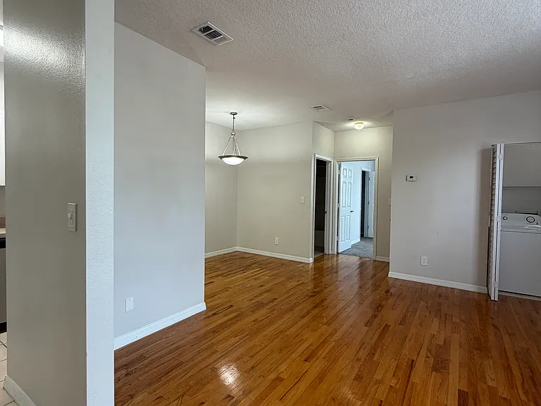 2403 W Platt St #C — Photo 27