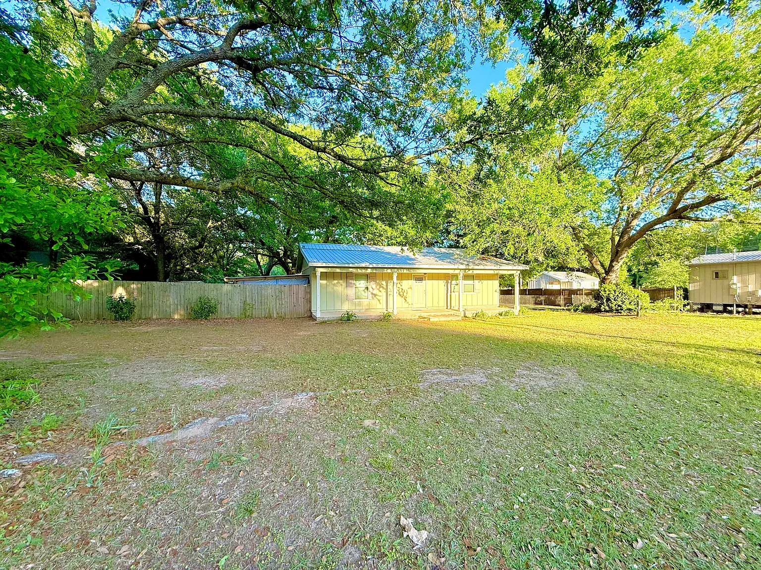 17048 Harry Jones Rd — Photo 1