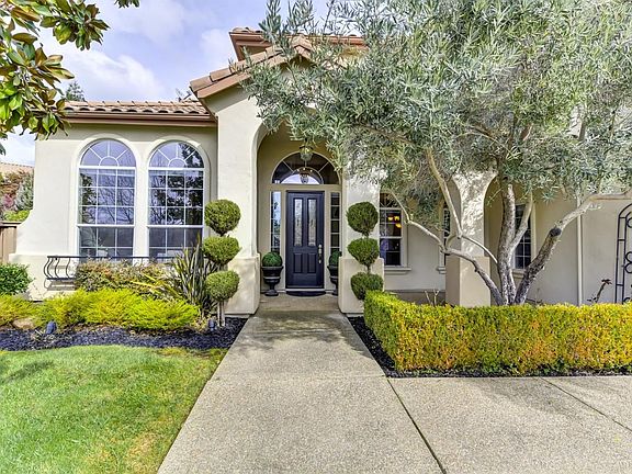 5th image of 2041 Tarbolton Cir