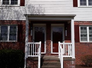 9 Bender Ct, Portsmouth, VA 23702