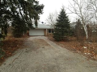 22W246 Sunnyside Rd, Medinah, IL 60157