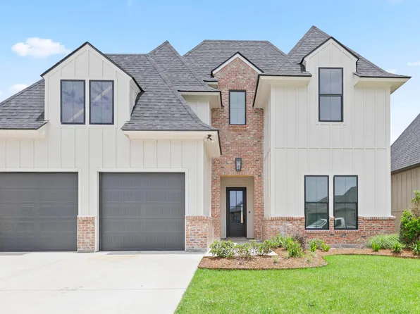 212 Amsterdam Ave, Youngsville, LA 70592