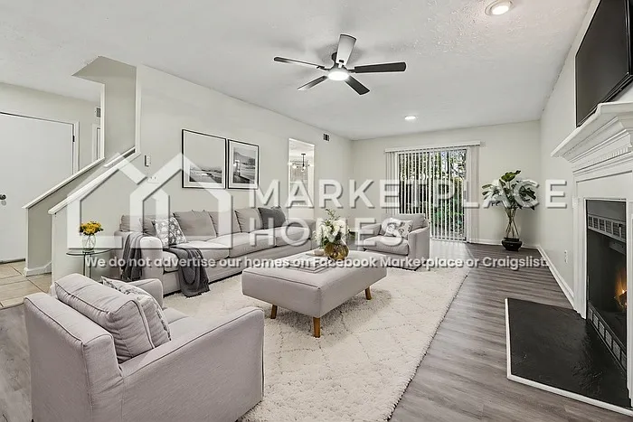 3 bed, 2.0 bath, 1465 sqft, $1,995 — Photo 3
