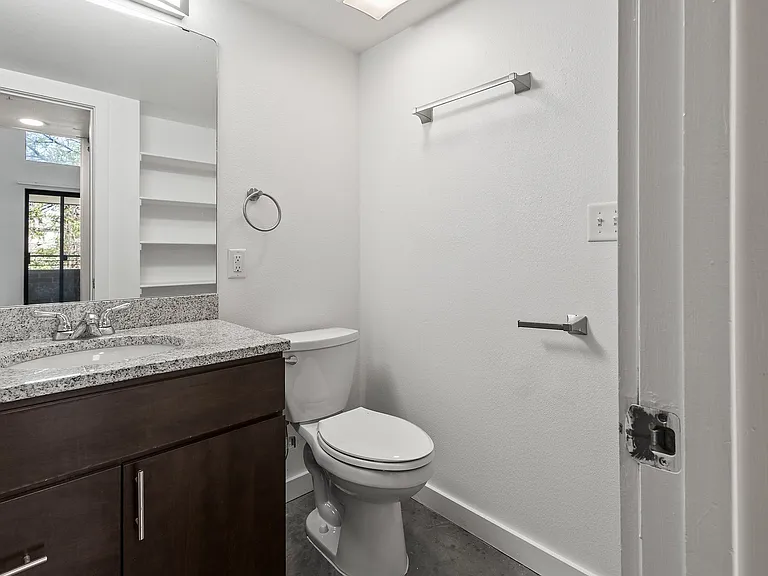 Emerson Lofts — Photo 36