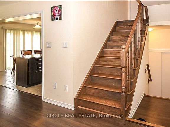 5th image of 7837 Hoptree Rd