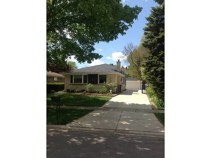 710 S Roosevelt Ave photo 1