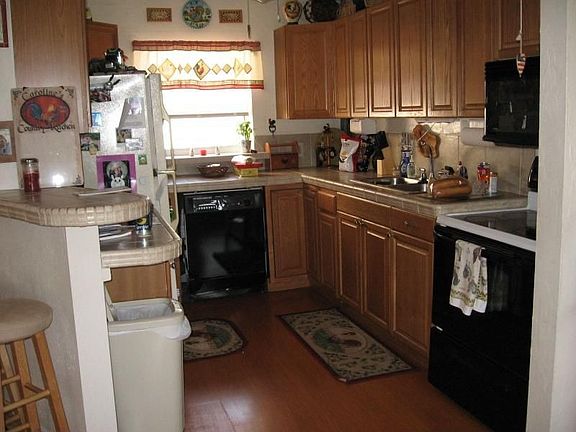 4th image of 2780 NE 12th Ave