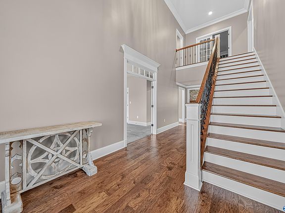 3rd image of 3019 Laurel Cove Way