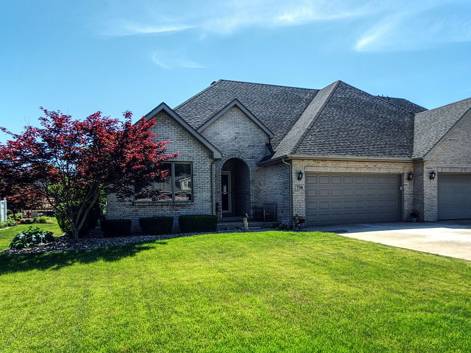 1st image of 736 River Bluff Dr