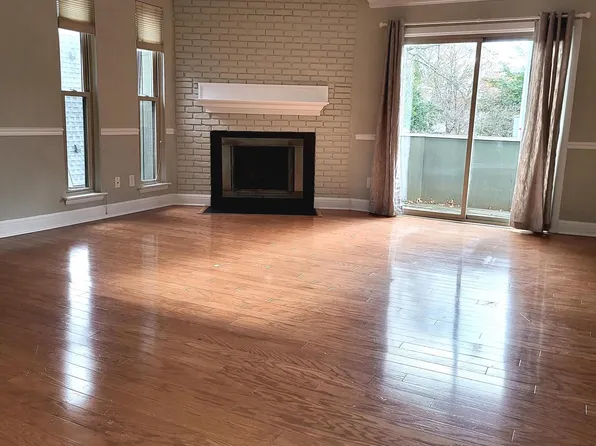 25 S Church Rd Unit 28-U028, Maple Shade, NJ 08052