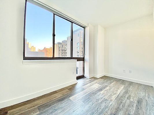 1st image of 520 W 43rd St APT 27C