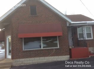 2301 Woodson Rd, Saint Louis, MO 63114