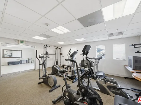 956 S Wilton Pl APT 203, Los Angeles, CA 90019