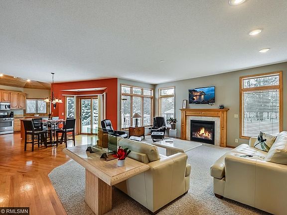 3rd image of 616 136th Ln NE