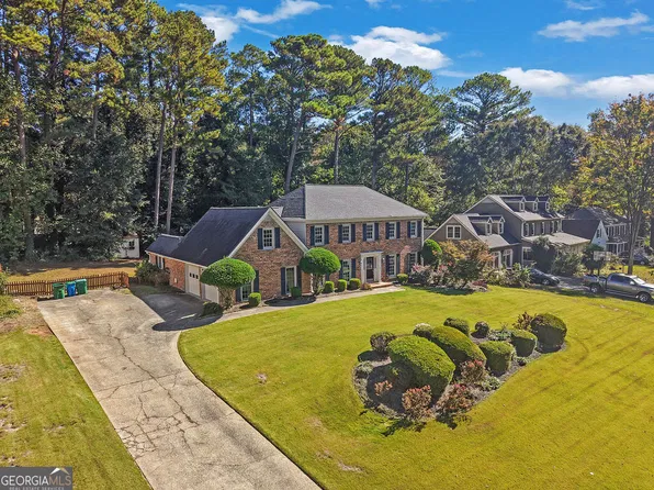 842 Maxie Ln, Lawrenceville, GA 30044