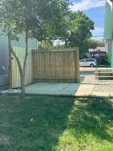 3 bed, 1.0 bath, 1100 sqft, $1,500 — Photo 3
