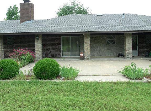 2nd image of 206 Sooner Rd