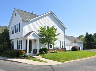 6367 Riverview Loop, Grove City, OH