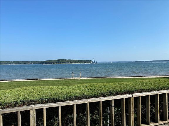 3rd image of 1050 Blue Marlin Dr