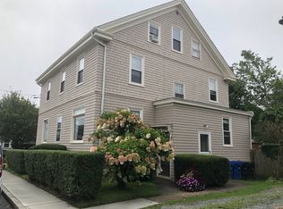 5 Ledyard St #2, Newport, RI 02840