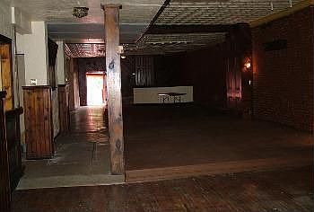 4th image of 3756-3758 S Broadway