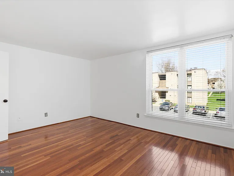 3360 Huntley Square Dr #B-1 — Photo 13