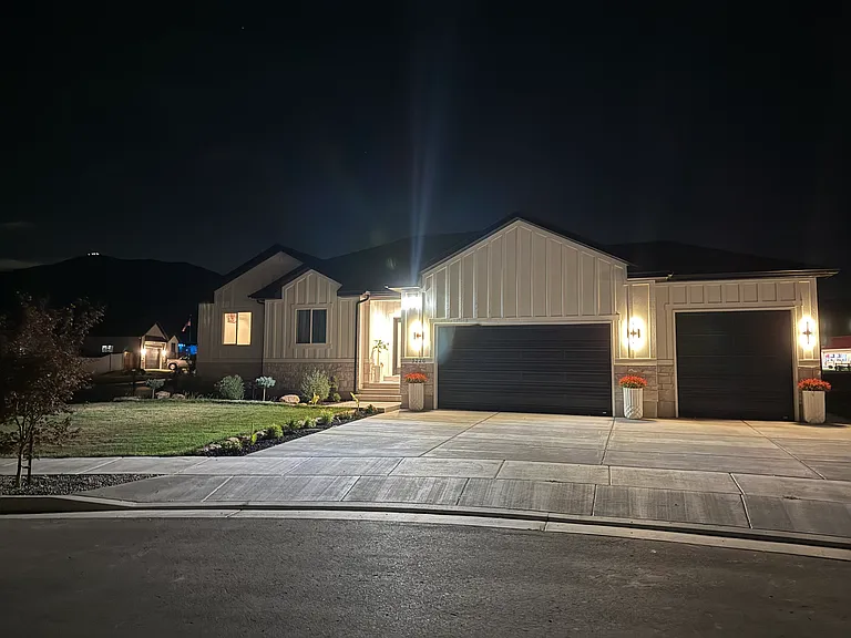 5226 N Ventura Cir — Photo 18