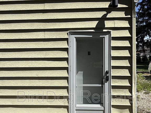 2nd image of 103 Garden Heights Ave #B