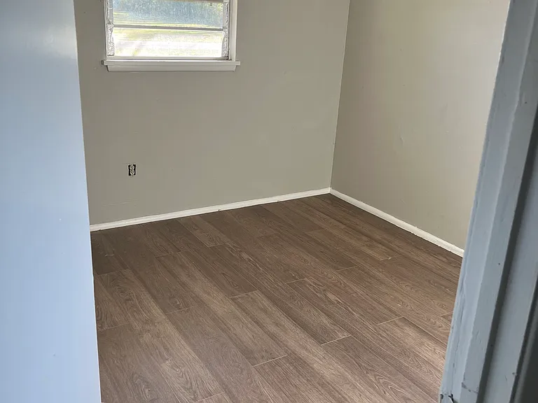 2447 South St — Photo 7