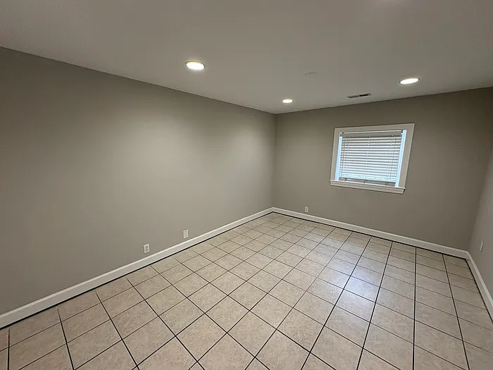 611 Toyota Dr — Photo 15