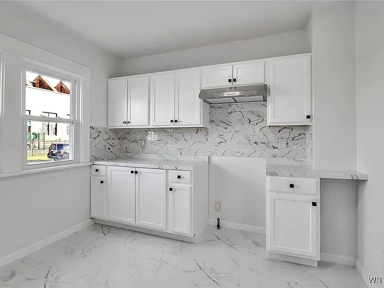 1st floor brand new Kitchen