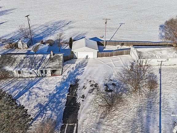 2nd image of 7410 Frankenmuth Rd