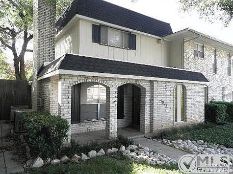 1st image of 11813 Petal Dr