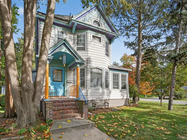 20 Whitehouse Avenue, Poughkeepsie, NY 12601