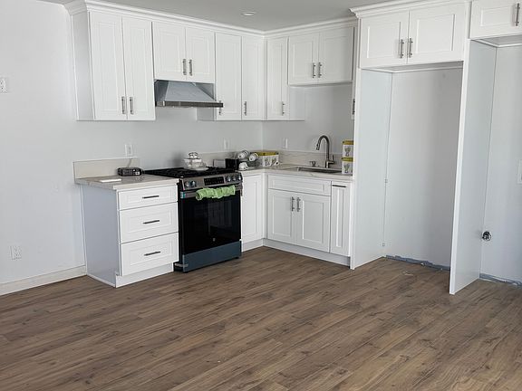 2nd image of 12643 Cometa Ave #1/2