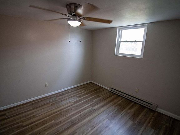 4th image of 341 Cedar Ave