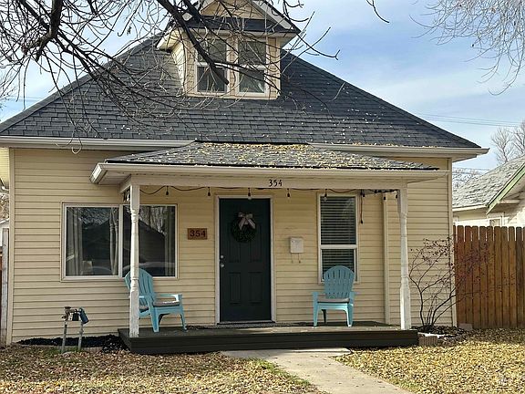 3rd image of 354 7th Ave E